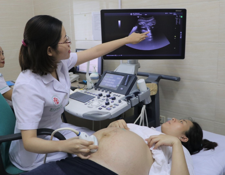 Siêu âm thai nhi mũi tẹt và mối liên hệ với hội chứng Down 4