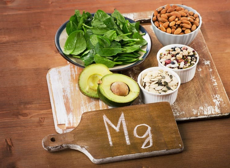 Tê bì chân tay nên ăn gì và kiêng gì? 3