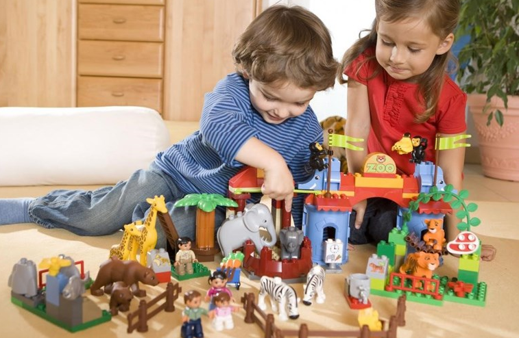 Top 10 đồ chơi tư duy cho bé giúp bé phát triển trí tuệ, kỹ năng 1