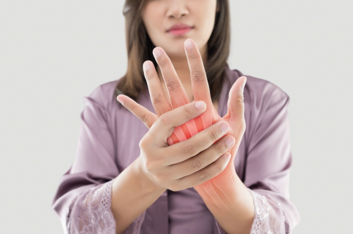 Tràn dịch khớp cổ tay: Nguyên nhân, cách điều trị và phòng ngừa bệnh 2