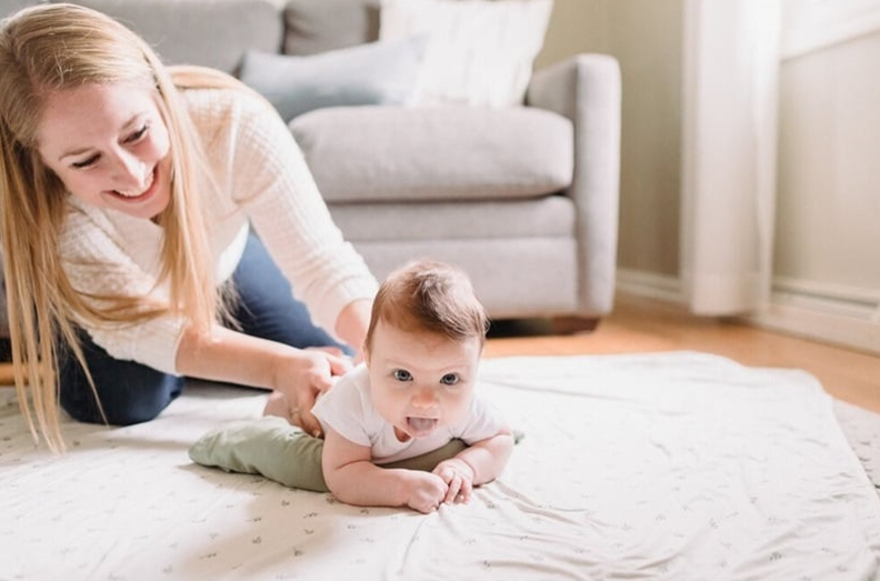 Trẻ lẫy nhiều có tốt không? Có nên cho trẻ lẫy sớm không? 3