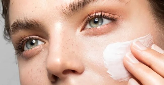 Bạn đã biết nên dùng kem chống nắng Bioderma cho da nhạy cảm nào hay chưa? 2