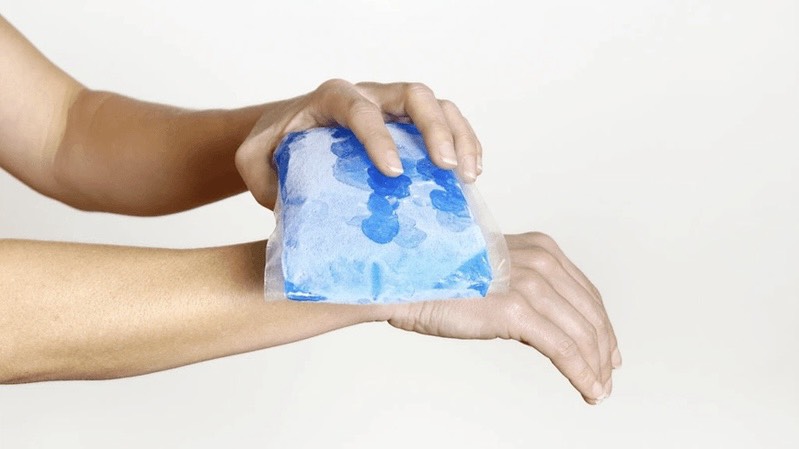 ban-tay-bi-sung-nguyen-nhan-va-cach-xu-tri 3