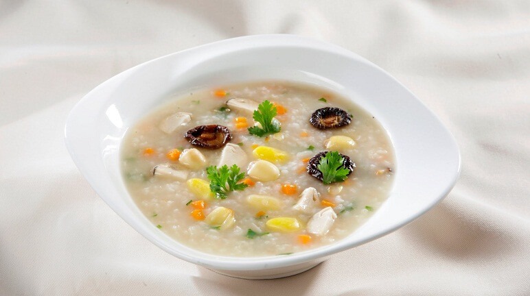 benh-nhan-dau-rang-co-an-duoc-thit-ga-khong 3.jpg