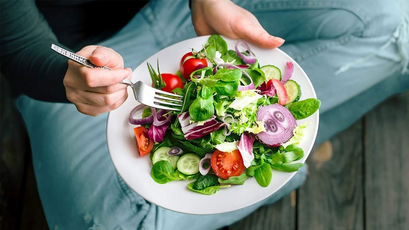 Bị mụn có nên ăn rau muống không? Những điều cần biết về rau muống và da mụn 4