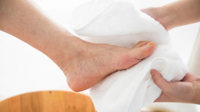 Biến chứng thần kinh của bệnh tiểu đường có nguy hiểm không? Làm thế nào để phòng tránh? 6