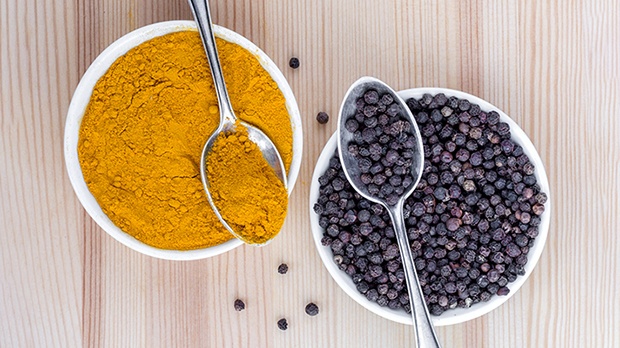 Bỏ túi ngay cách uống tinh nghệ với tiêu đen cực tốt cho sức khỏe 2
