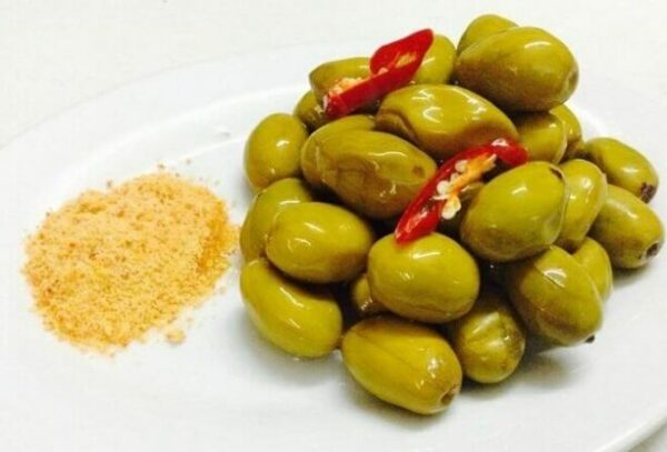 quả cà na dùng làm món ăn