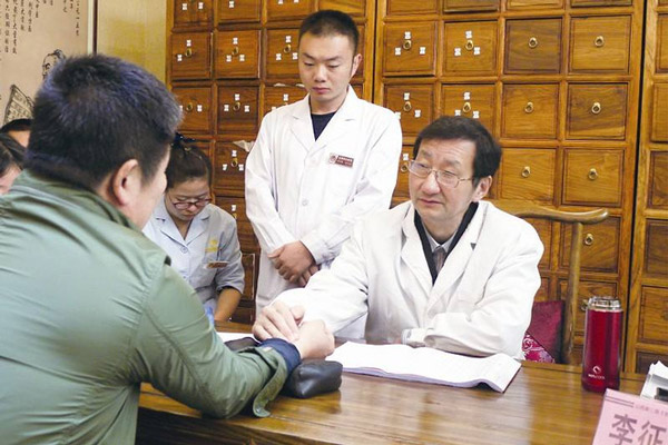 Có nên dùng các loại cây thuốc nam mát gan bổ thận không? 10