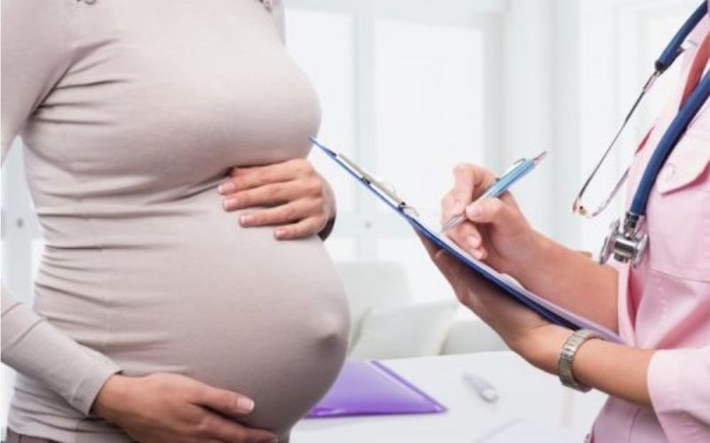 Các bà bầu khi sử dụng bất kỳ loại thuốc gì cũng nên tham khảo ý kiến sử dụng của bác sĩ để đảm bảo an toàn