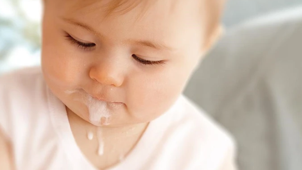 Cách chữa trẻ ăn hay bị nôn mẹ nào cũng cần biết 5