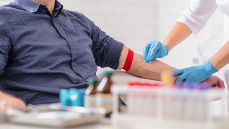 Cách đánh giá hoạt động của động mạch quay bằng nghiệm pháp Allen 3