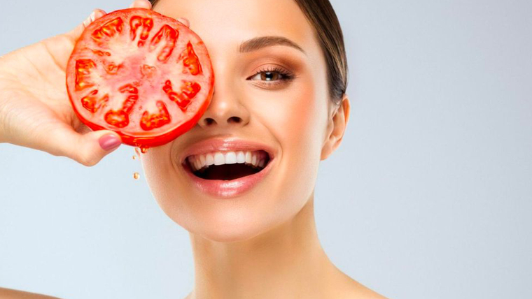 cach-lam-dep-tai-voi-ca-chua-don-gian-va-hieu-qua 1.jpg