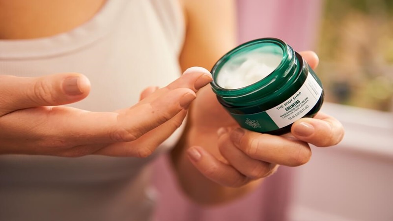 Cách làm trắng da toàn thân cho học sinh: Thân thiện, hiệu quả vượt trội 1