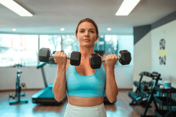 cach-tap-dumbbell-curl-dung-cach-va-hieu-qua 3.jpg