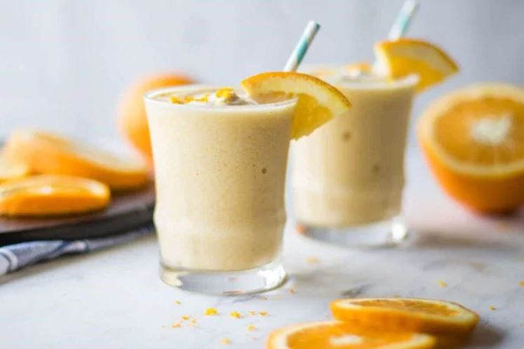 cach-uong-nuoc-cam-voi-sua-dac-co-tot-khong 3.jpg