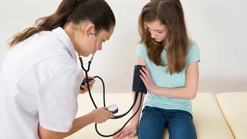 Cách xử trí khi sốc phản vệ ở trẻ em ba mẹ cần biết 4