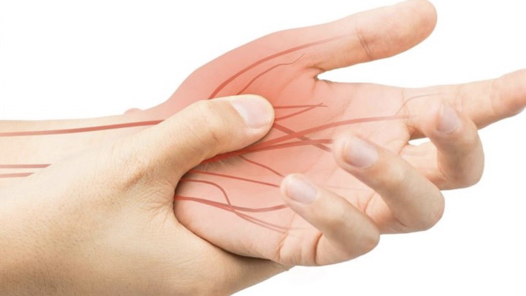 can-trong-voi-con-tetani-bieu-hien-nguy-hiem-cua-thieu-hut-canxi 1