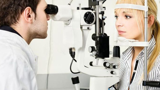 Càng đeo kính càng cận nặng và những lý do không phải ai cũng biết 2