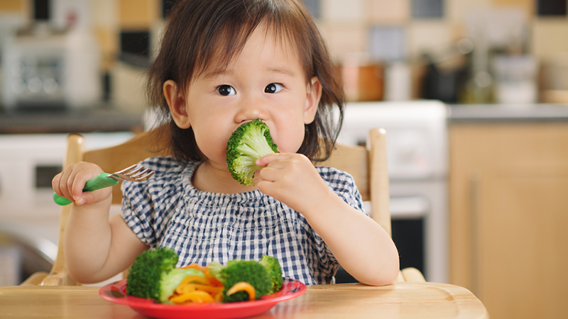 cham-soc-tre-bi-tao-bon-nhung-thuc-pham-nen-an-3.png