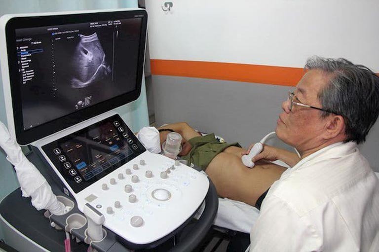 Chẩn đoán phân độ thận ứ nước trên siêu âm2