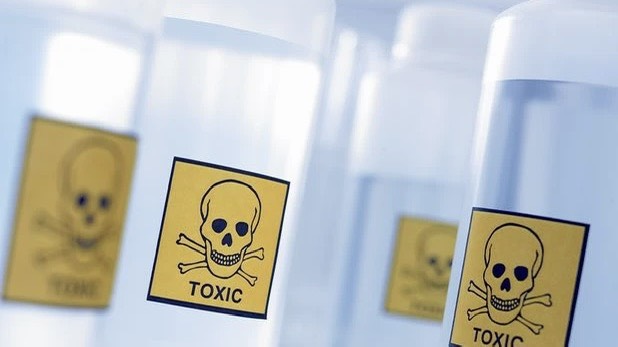 chat-doc-than-kinh-moi-de-doa-den-nhan-loai 1