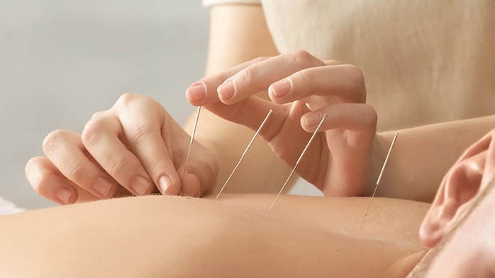 Huyệt Phong Môn là huyệt gì? Tác dụng, vị trí của huyệt đạo