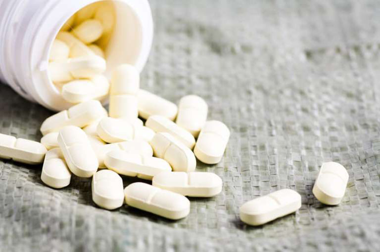 chua-sui-mao-ga-bang-la-tia-to-co-hieu-qua-khong 4