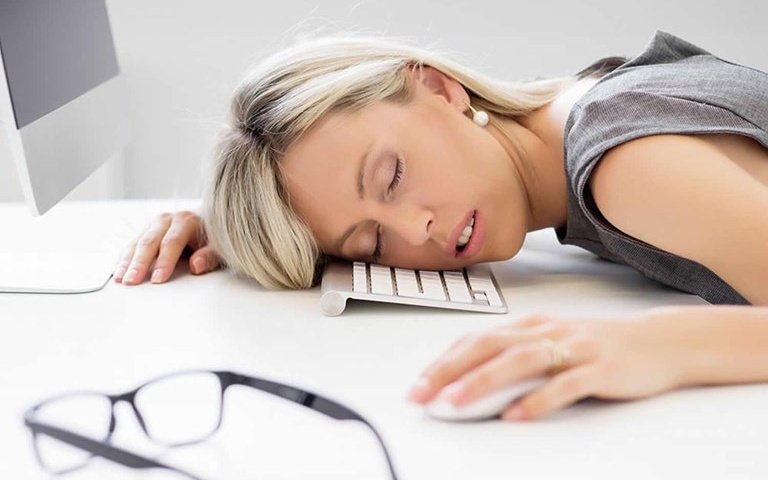 chung-ngu-ru-narcolepsy-la-gi 1.jpg