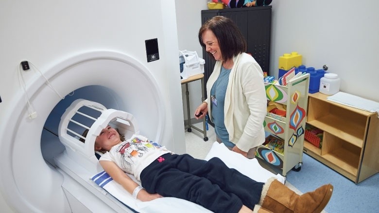 Chụp cộng hưởng từ cho trẻ em - Ảnh hưởng như thế nào đến sức khoẻ? 4