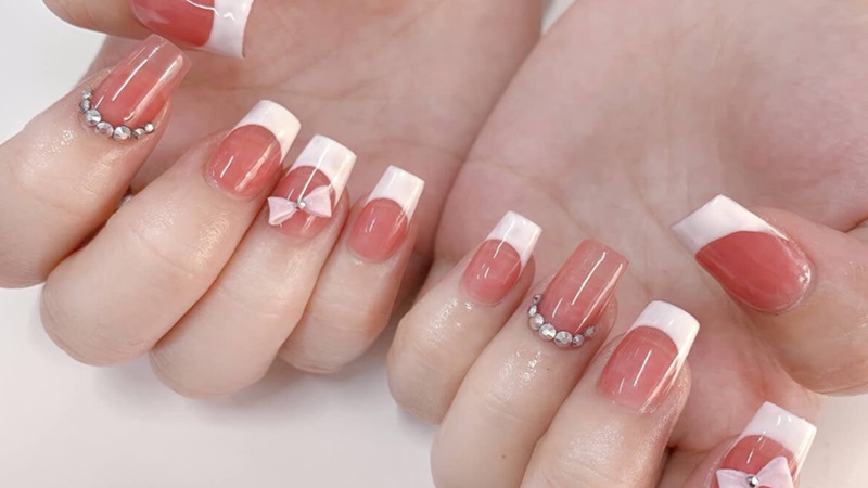 Có nên cắt da móng tay khi làm móng hay không? 3