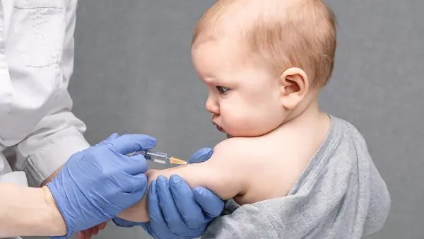 Có nên cho trẻ 9 tháng tiêm sởi quai bị rubella? 3