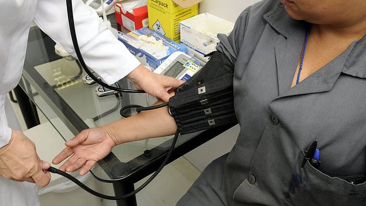 Người bệnh nên đến gặp bác sĩ sớm để tránh biến chứng nặng nề