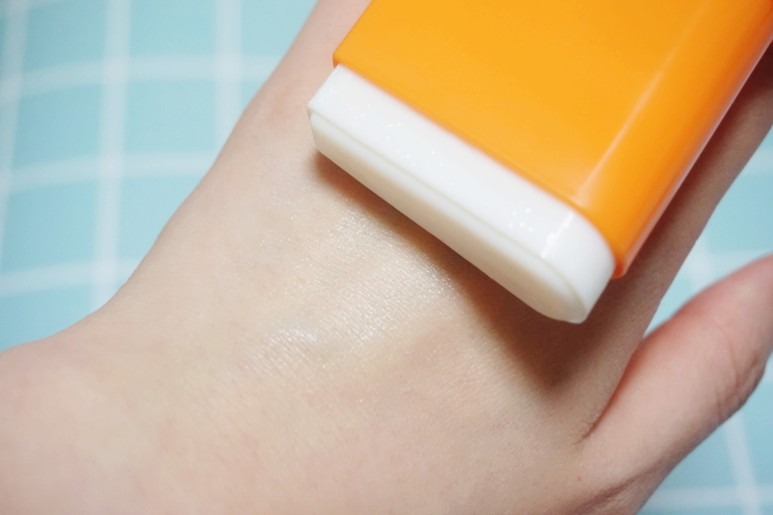 dau-calendula-la-gi-huong-dan-cach-su-dung-dau-calendula-cho-lan-da 2.jpg