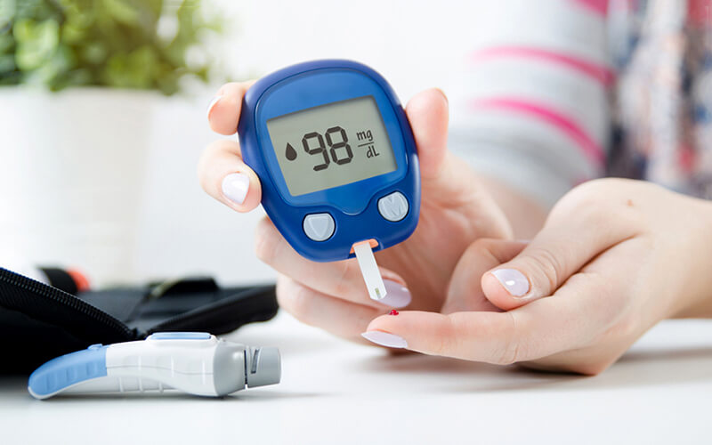 Dầu cây rum có tác dụng gì? Những lưu ý cần nhớ khi sử dụng 2