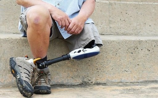 dau-hieu-nhan-biet-nhiem-trung-ban-chan-tieu-duong 2.jpg