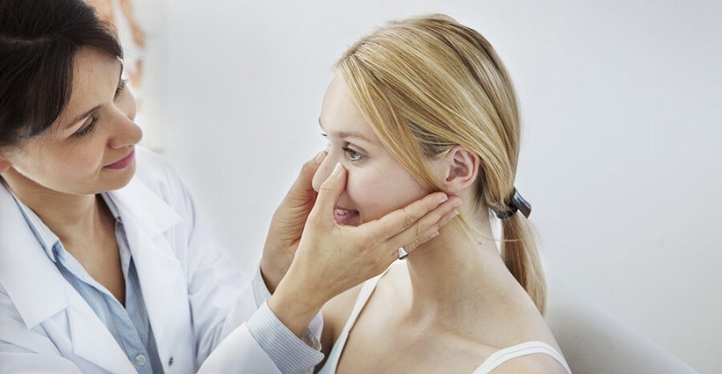 dau-hieu-tut-sun-mui-sau-khi-phau-thuat-nang-mui 3.jpg