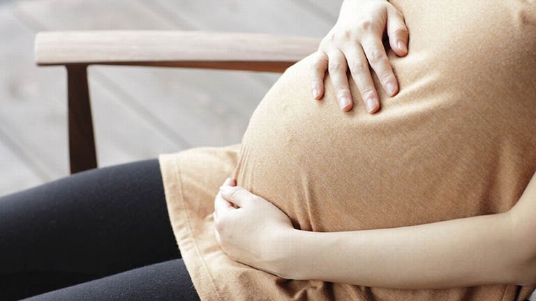 Đi xe máy xóc có ảnh hưởng đến thai nhi không? 2