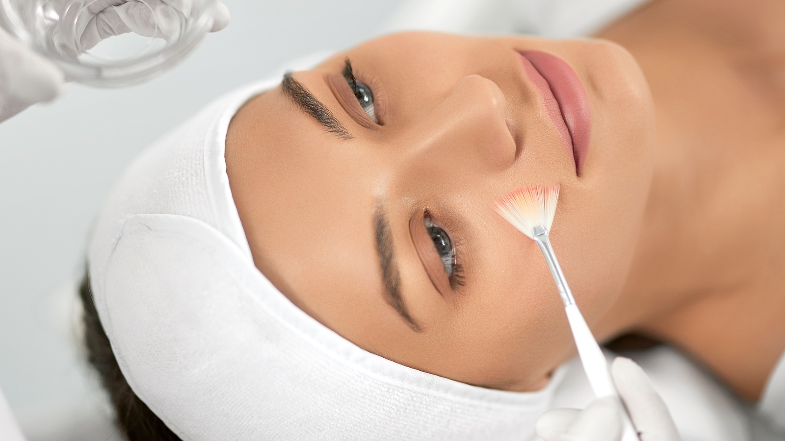 Các phương pháp làm đẹp phổ biến của phụ nữ