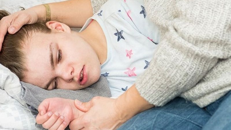 Người bị động kinh sống được bao lâu là câu hỏi được nhiều người quan tâm khi mắc hoặc chăm sóc người bệnh