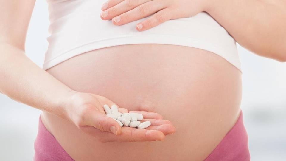 bầu có dùng được glutathione Glutathione bầu dùng được không? Ảnh hưởng thai nhi không?