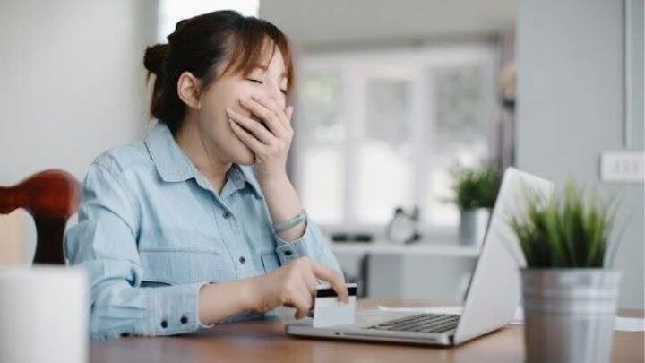 hay-buon-ngu-la-dau-hieu-cua-benh-gi 1.jpg