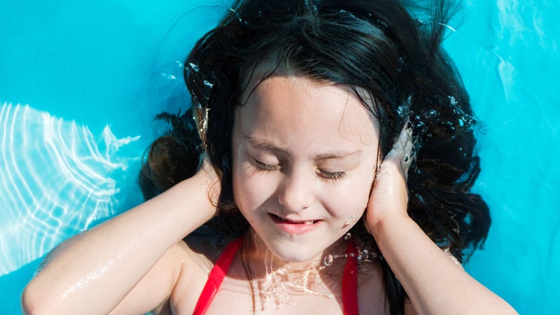 Hiện tượng ù tai sau khi bơi có nguy hiểm không 2