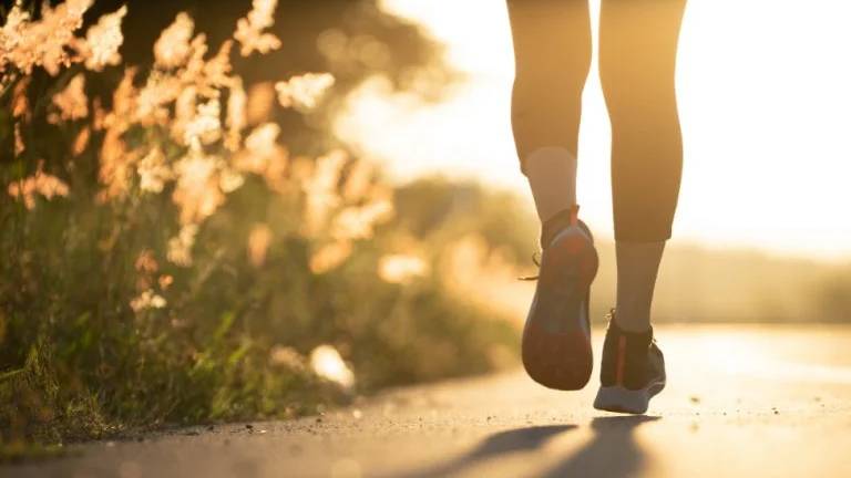 Hướng dẫn các bài tập bắp chân cho nam tại nhà hiệu quả nhất 2