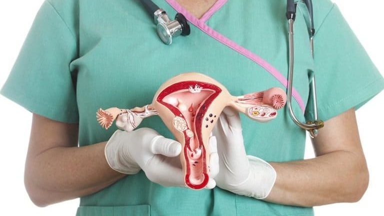 Rong kinh rong huyết và quá trình hút buồng tử cung do rong kinh rong huyết 3