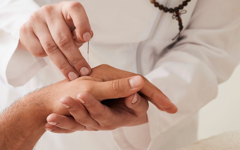 Huyệt Dịch Môn là gì? Tìm hiểu tác dụng của huyệt Dich Môn 4