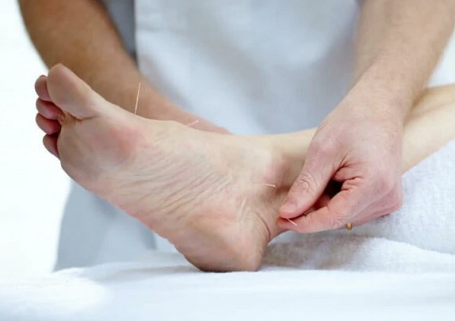 Huyệt Nhiên Cốc là gì? Huyệt Nhiên Cốc có tác dụng gì? 2