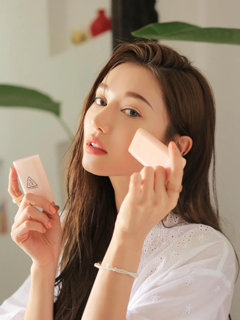 Kem chống nắng dạng sáp có tốt không? Lưu ý khi sử dụng kem chống nắng dạng sáp-2