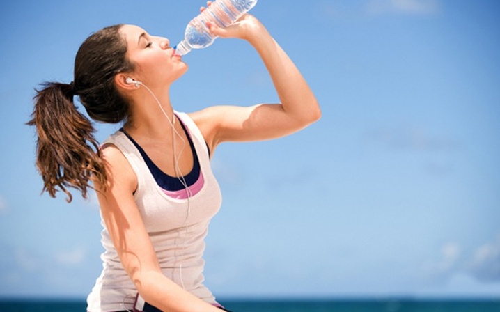 Khát nước liên tục là bệnh gì? Phải làm sao? 1