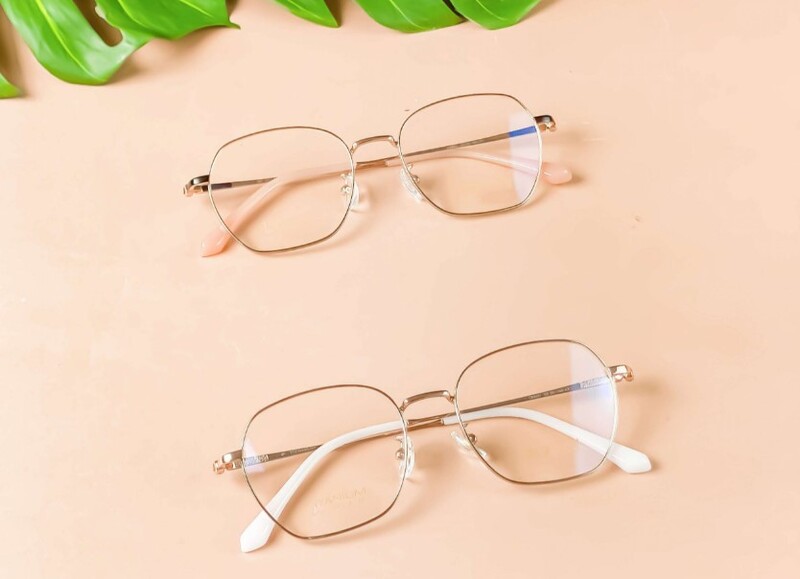 Kính viễn thị đa tròngKính viễn thị đa tròng là gì? Những ai nên sử dụng kính viễn đa tròng? 4 là gì? Những ai nên sử dụng kính viễn đa tròng? 3